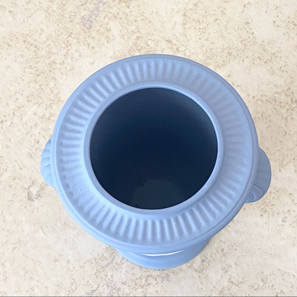 Vintage WEDGWOOD Blue Jasperware Pegasus NeoClassical 6” Vase - Picture 7 of 13